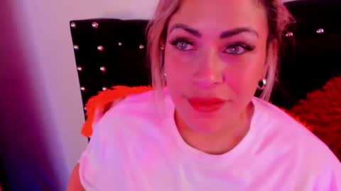 Diana Rojas  online show from February 10, 12:08 pm