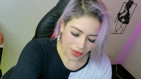 Diana Rojas  online show from April 16, 2:45 am