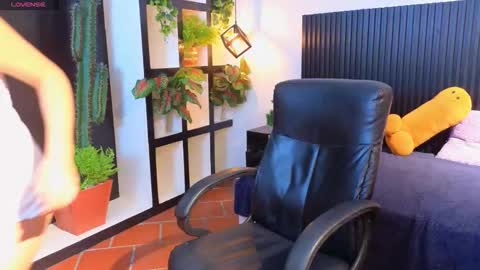 Snapshot of ivy_gail chatting on September 16, 3:36 am  IVY online show from September 16, 3:36 am