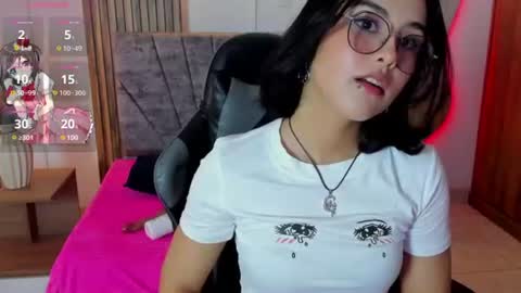 Ivy Gloom online show from July 7, 8:55 pm