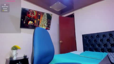 Snapshot of ivyjackson2 chatting on December 5, 4:44 pm Adriana Independent Model online show from December 5, 4:44 pm