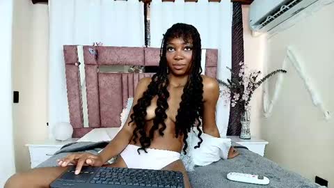 ivyrose_01 online show from April 29, 5:30 pm