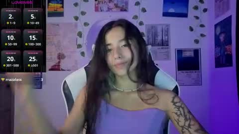Ivy  online show from June 24, 3:16 am
