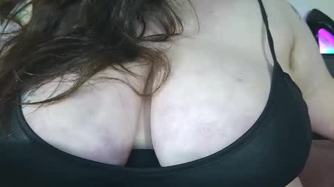 Snapshot of iwazsoaking1 chatting on February 15, 1:16 pm Gwen LaCourt online show from February 15, 1:16 pm