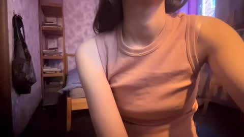 Sarah online show from February 9, 1:13 pm