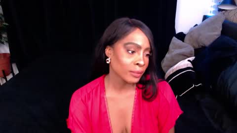 Jade online show from October 26, 8:21 am