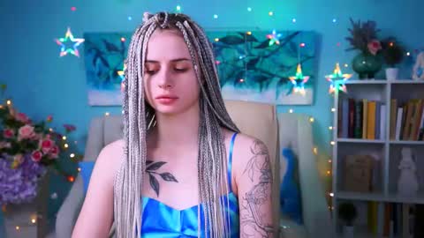 jade_castle online show from December 14, 1:17 am