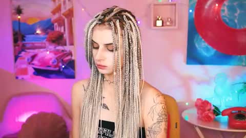 jade_castle online show from December 20, 1:25 am