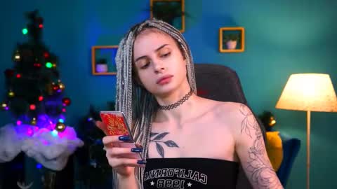 jade_castle online show from December 18, 2:10 am