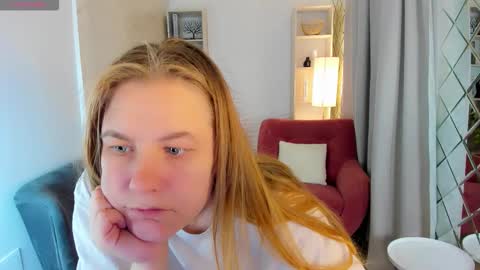 Jade online show from September 12, 8:38 pm