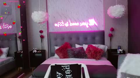 Snapshot of jade_storm_ chatting on March 5, 8:23 pm JADE online show from March 5, 8:23 pm