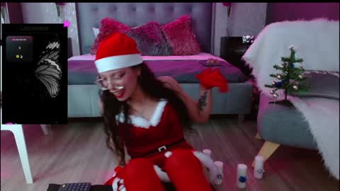 Snapshot of jade_storm_ chatting on December 20, 8:45 pm JADE online show from December 20, 8:45 pm
