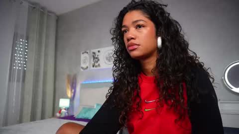 Jade online show from November 11, 9:28 am