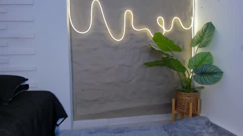 jadee__ online show from January 26, 3:17 am