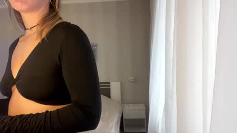 Jade online show from November 9, 10:22 am