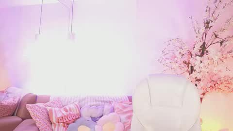 Jade Summer online show from December 22, 11:35 am