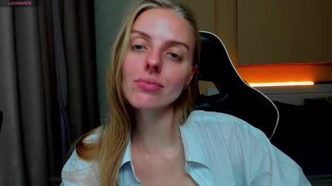 Sofia online show from October 22, 2:44 pm