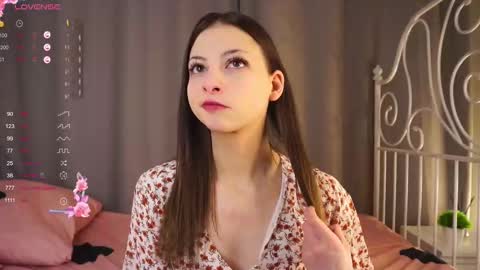 Jennifer  online show from February 21, 4:07 am