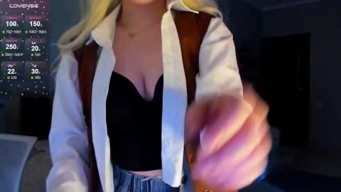 Janice online show from November 24, 6:15 am