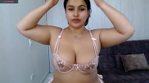 Snapshot of janne_1 chatting on March 12, 9:35 pm Janne online show from March 12, 9:35 pm