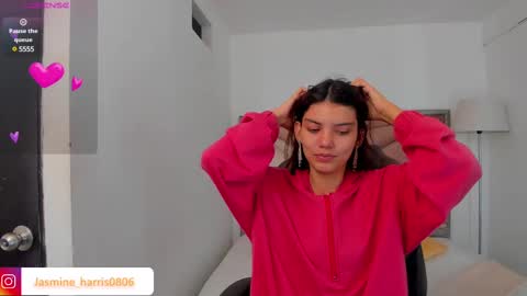 Snapshot of jasmineharris chatting on March 7, 12:01 pm jasmineharris online show from March 7, 12:01 pm