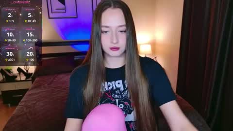 Jasmine online show from October 5, 9:47 am