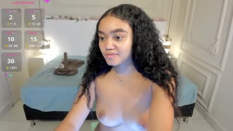 Snapshot of jasminerose7 chatting on September 13, 3:42 pm Jasmine Rose online show from September 13, 3:42 pm