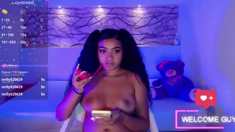 Snapshot of jasminerose7 chatting on February 16, 6:43 am Jasmine Rose online show from February 16, 6:43 am