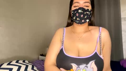 Jassmina  online show from November 1, 2:43 pm