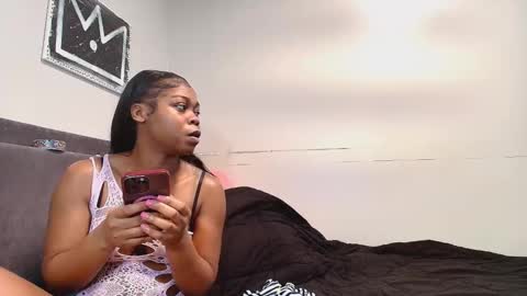 Naomiruty online show from December 23, 3:54 am