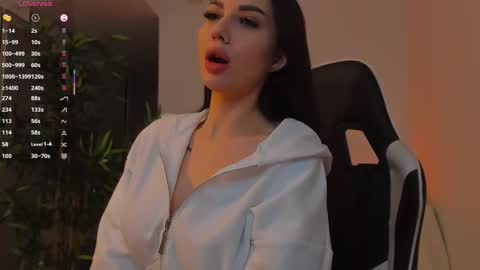 Jay online show from December 22, 6:00 pm