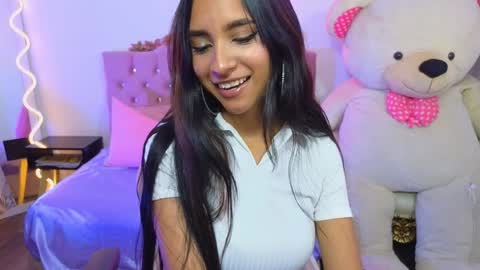 Snapshot of jazmin_tay chatting on January 24, 7:18 pm Jazmin online show from January 24, 7:18 pm