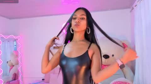 Snapshot of jazmin_tay chatting on September 13, 11:40 am Jazmin online show from September 13, 11:40 am