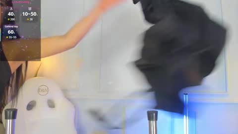 Jasmine  online show from December 17, 8:24 pm