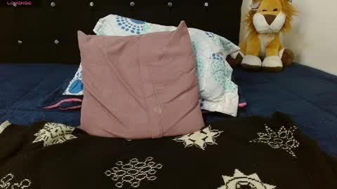 jade online show from April 8, 2:52 pm