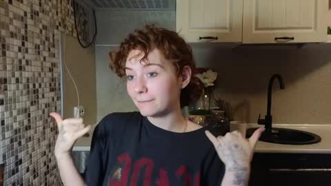 Emily online show from April 3, 9:46 pm