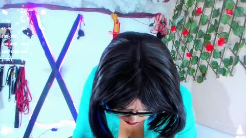 Snapshot of jena_derbo chatting on February 4, 10:21 am jena_derbo online show from February 4, 10:21 am