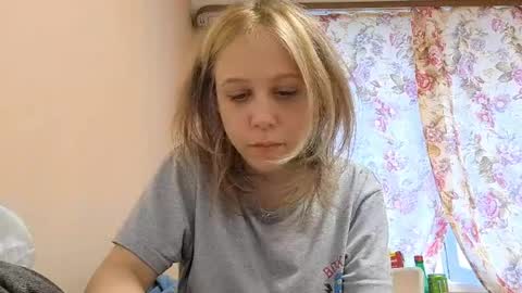 Jessica online show from April 17, 8:27 am