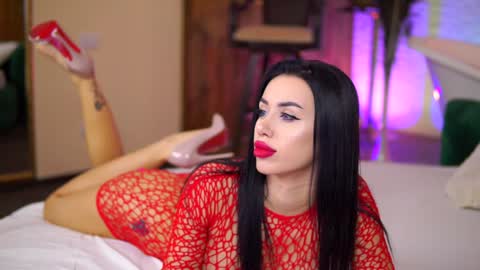 Snapshot of jenna_day chatting on January 9, 7:10 am jenna_day online show from January 9, 7:10 am
