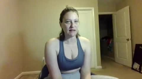 Snapshot of jennibean6996 chatting on January 13, 1:23 am Jennibean6996 online show from January 13, 1:23 am