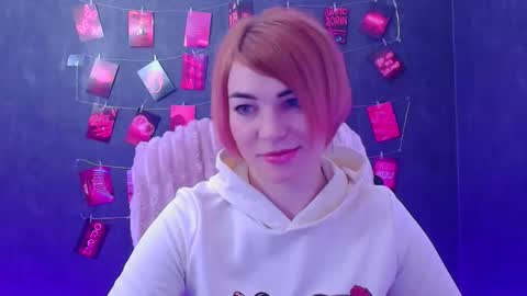 Jennifer online show from March 29, 11:31 am