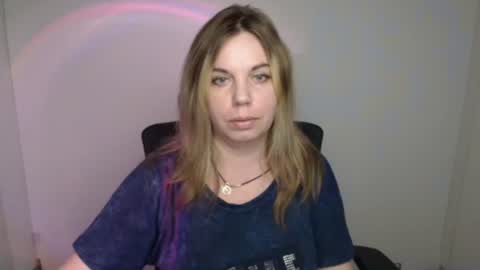 Jennifer online show from September 18, 12:15 pm