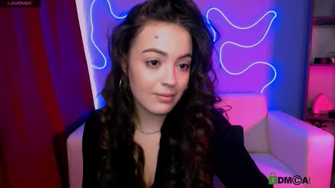 jennifer_sheil online show from February 24, 10:36 am