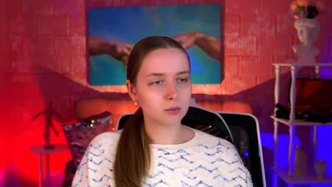 Jennifer online show from May 31, 4:57 pm