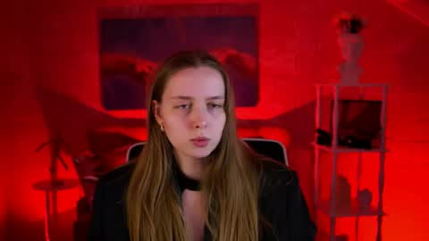 Jennifer online show from May 29, 6:39 pm