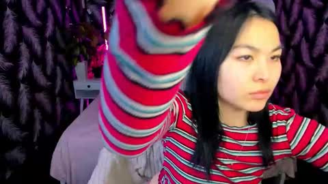 Jenni online show from November 23, 1:24 pm