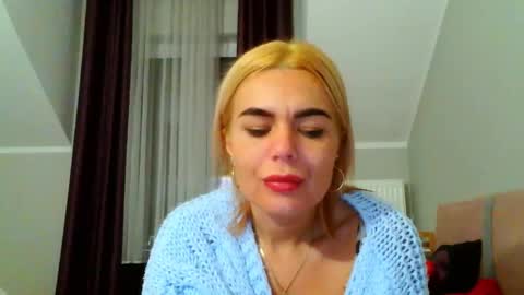 Jenny online show from December 13, 8:54 am