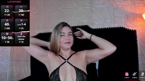 Snapshot of jennyrouse chatting on February 8, 11:01 am Jenny online show from February 8, 11:01 am