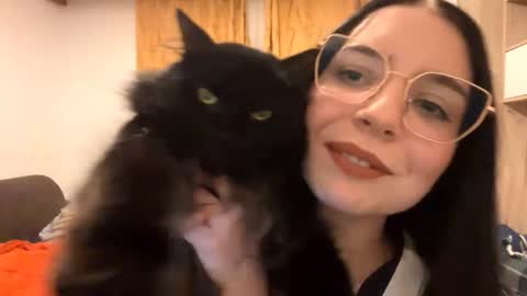 Lucy online show from January 12, 3:50 pm