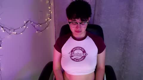 Snapshot of jero_harper1 chatting on March 12, 5:17 pm jero harper1 online show from March 12, 5:17 pm